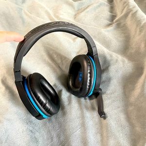 TURTLE BEACH HEADPHONES